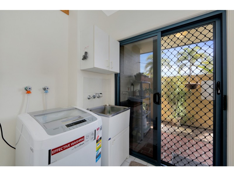 63/34-56 Elizabeth Street, Urangan QLD 4655