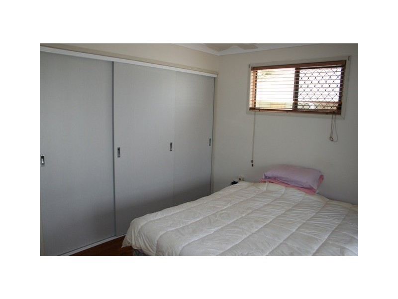20 White St, Point Vernon QLD 4655
