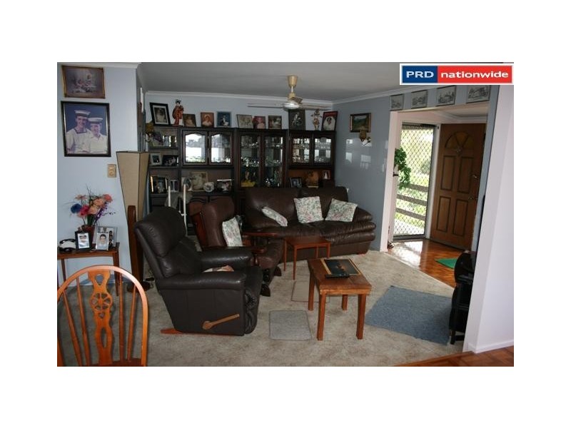 5 Prince Street, Urangan QLD 4655