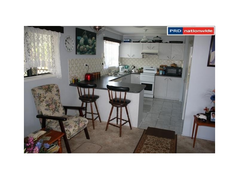 5 Prince Street, Urangan QLD 4655