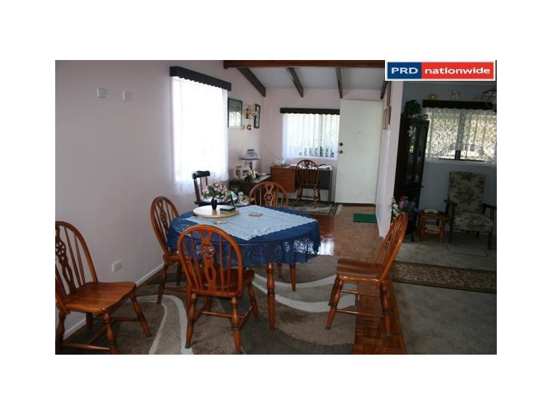 5 Prince Street, Urangan QLD 4655