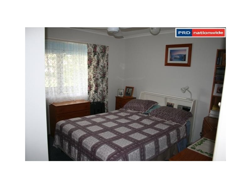 5 Prince Street, Urangan QLD 4655