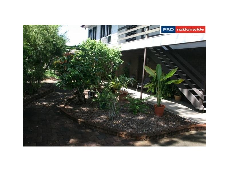 5 Prince Street, Urangan QLD 4655