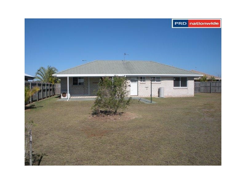 24 Kestrel Ct, Eli Waters QLD 4655