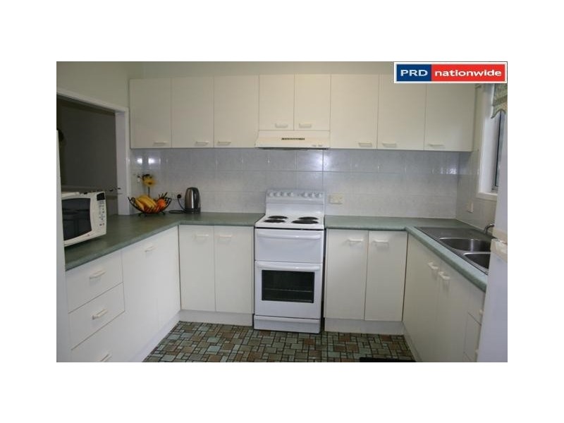 19 Campbell St, Torquay QLD 4655