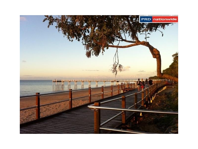 19 Campbell St, Torquay QLD 4655