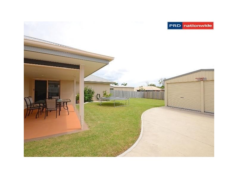 9 Pembridge Cct, Urraween QLD 4655