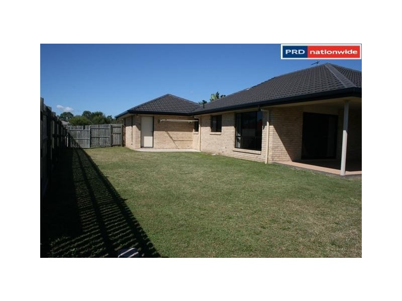 15 Spinnaker Dr, Point Vernon QLD 4655