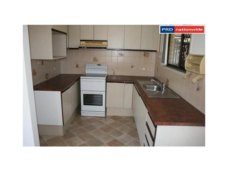 1 Howlett Street, Urangan QLD 4655