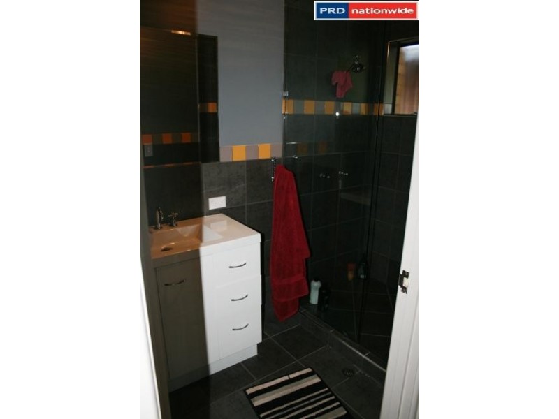 1 Howlett Street, Urangan QLD 4655