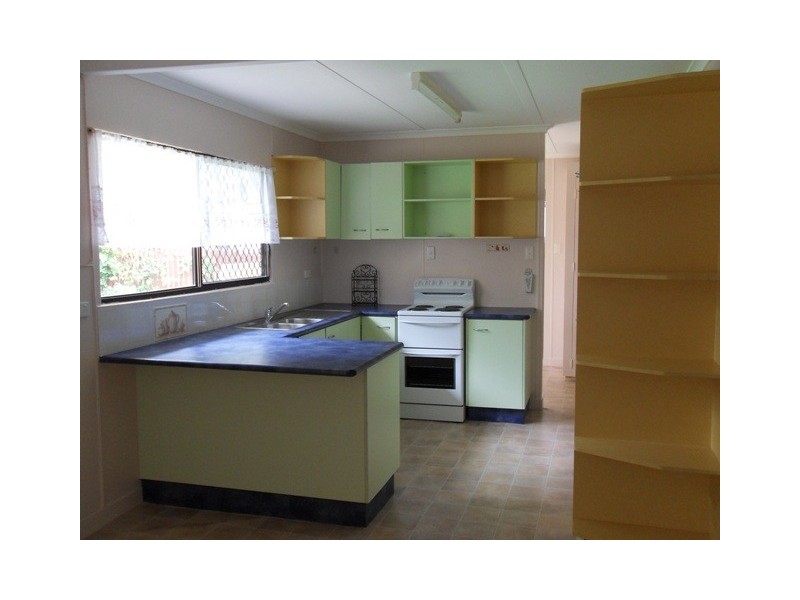 29 Paradise Street, Point Vernon QLD 4655