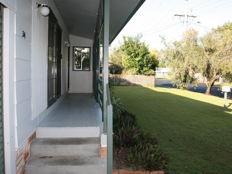 34 Hervey St, Scarness QLD 4655