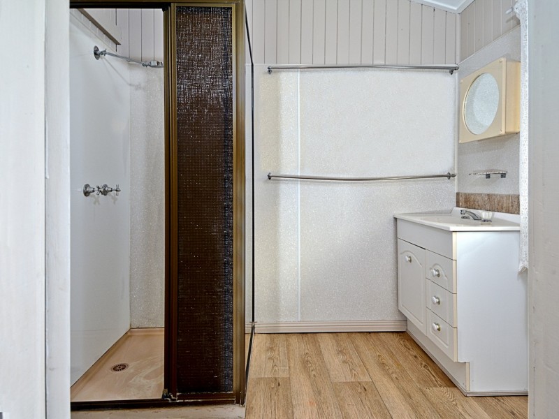 519 Charlton Esplanade, Urangan QLD 4655