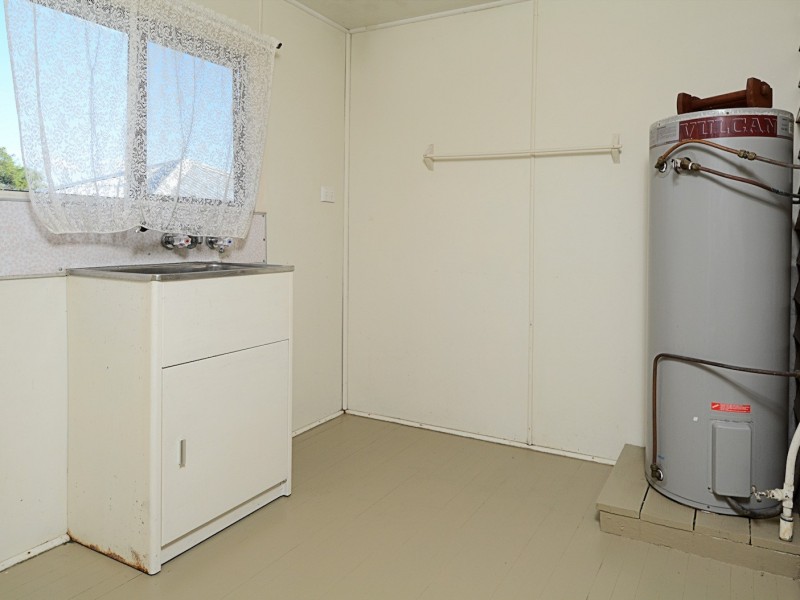 519 Charlton Esplanade, Urangan QLD 4655