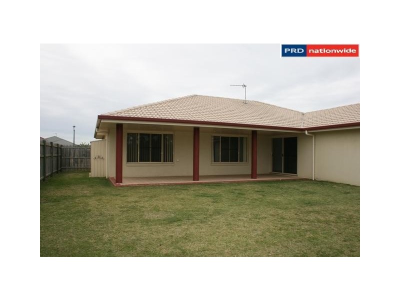 11 Lady Penrhyn Drive, Eli Waters QLD 4655