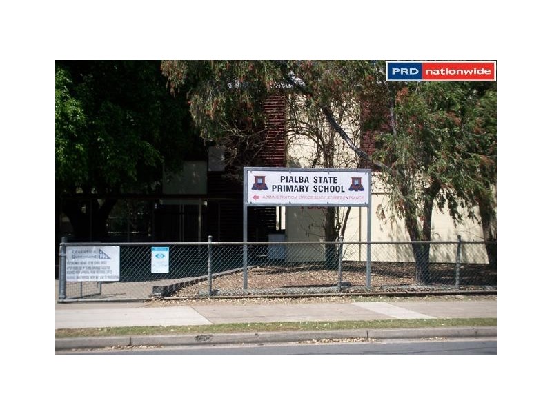 10 Rose Street, Pialba QLD 4655