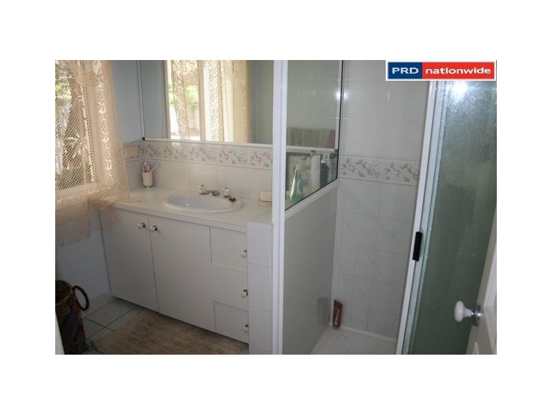 45 Helsham St, Point Vernon QLD 4655