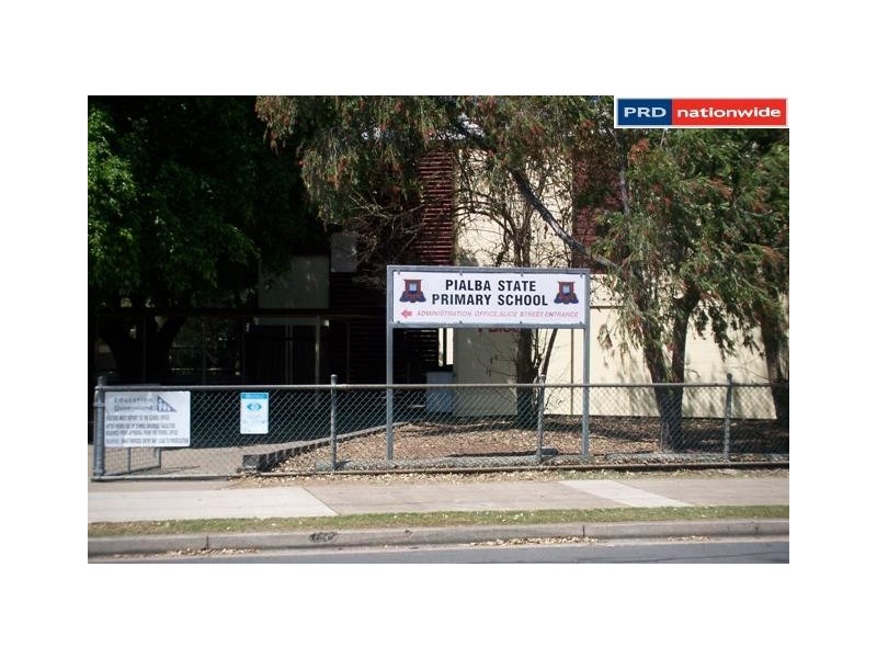 45 Helsham St, Point Vernon QLD 4655