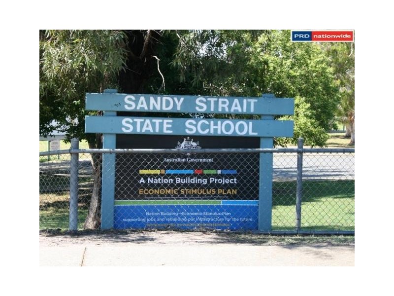 17 Bruce, Torquay QLD 4655