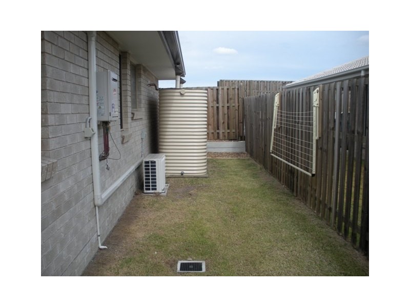 28 Santa Maria Drive, Urraween QLD 4655