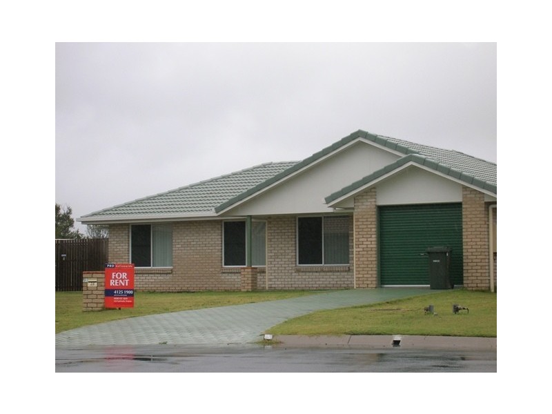 24 Kestrel Court, Eli Waters QLD 4655