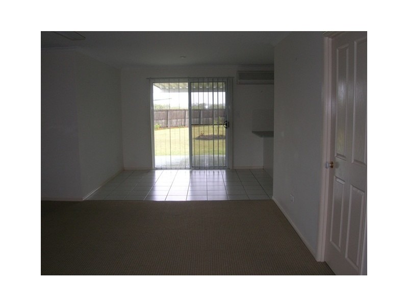 24 Kestrel Court, Eli Waters QLD 4655