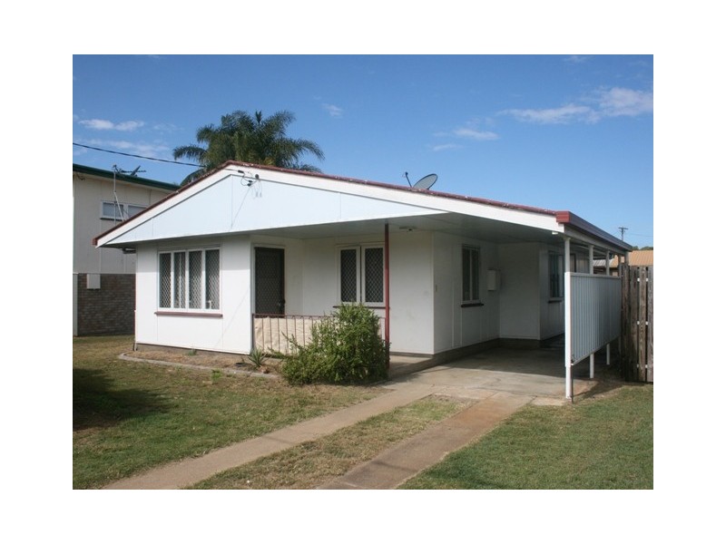 7 Ocean St, Torquay QLD 4655