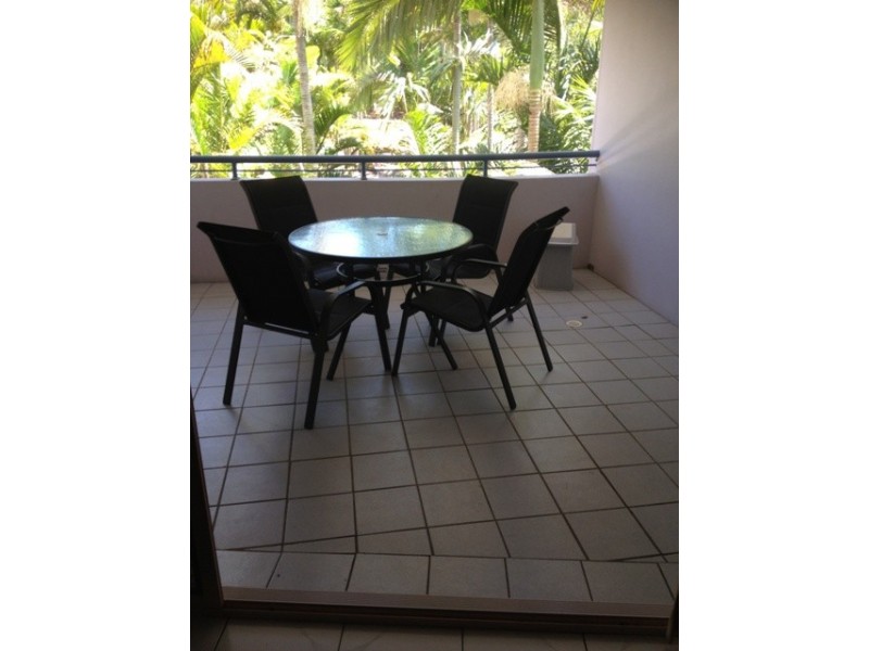 209/384 Esplanade, Torquay QLD 4655