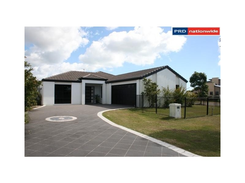 1 Lady Nelson Drive, Eli Waters QLD 4655