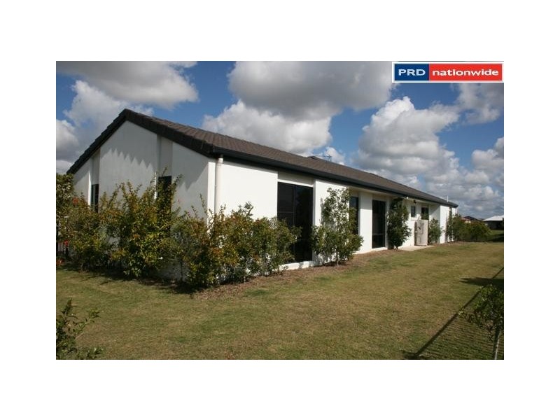 1 Lady Nelson Drive, Eli Waters QLD 4655