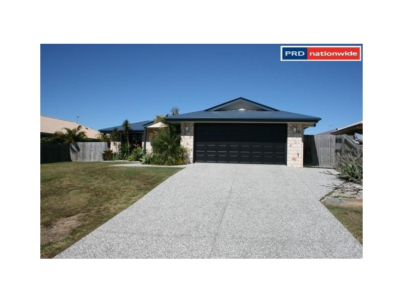 12 Beagle Ave, Nikenbah QLD 4655