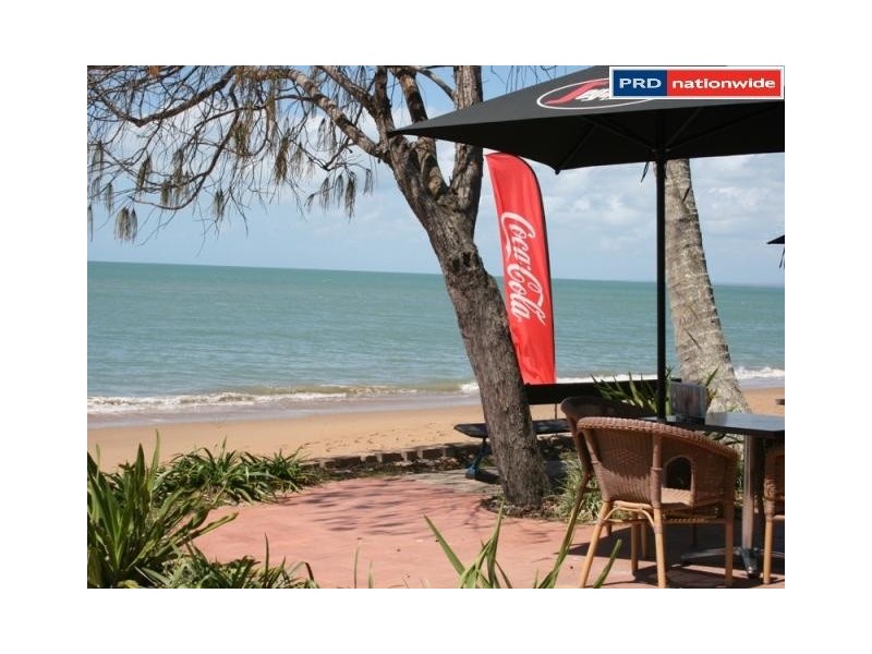 12 Beagle Ave, Nikenbah QLD 4655