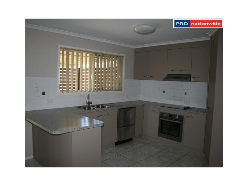 77 Endeavour Way, Eli Waters QLD 4655