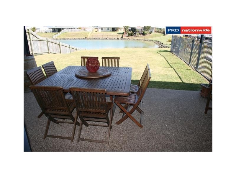 64 Earl St Vincent, Eli Waters QLD 4655