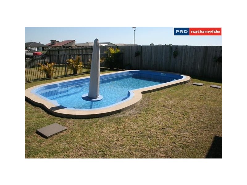 64 Earl St Vincent, Eli Waters QLD 4655
