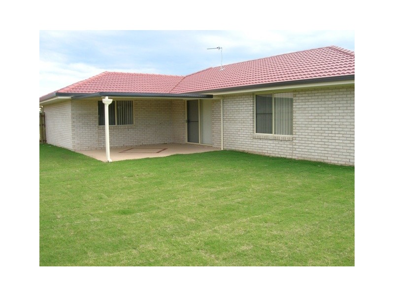 35 Kookaburra Dr, Eli Waters QLD 4655