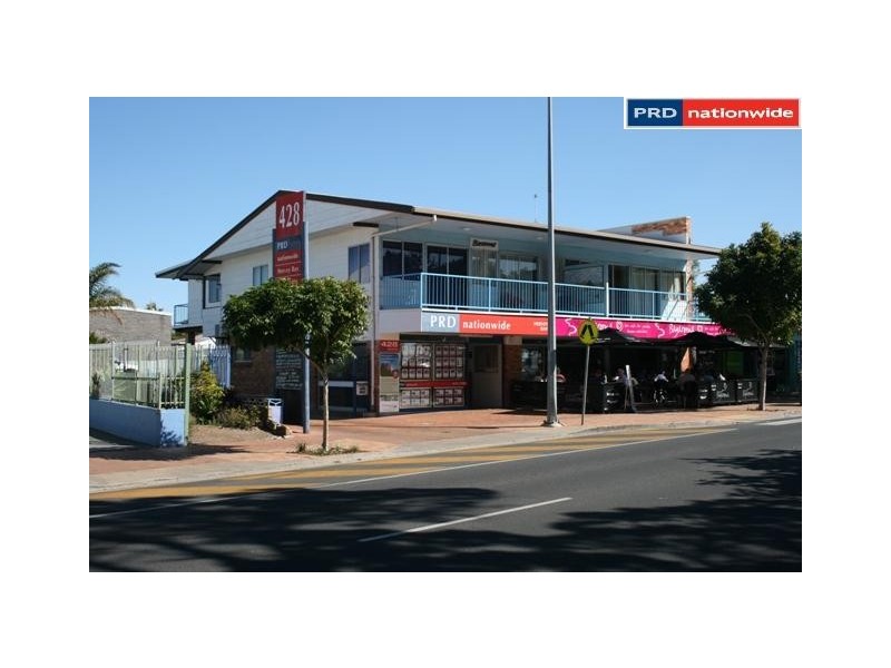 8 Guard Street, Urangan QLD 4655