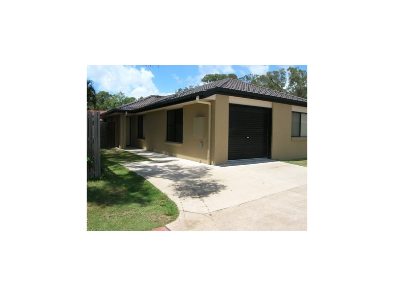 1/5 Daintree Drive, Urangan QLD 4655