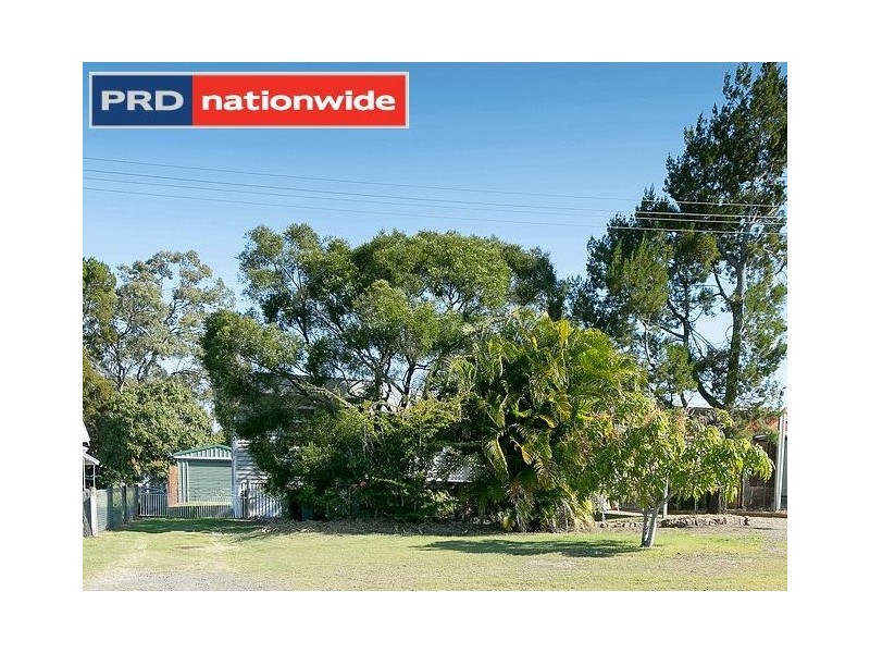 11 Barnstaple Street, Torquay QLD 4655