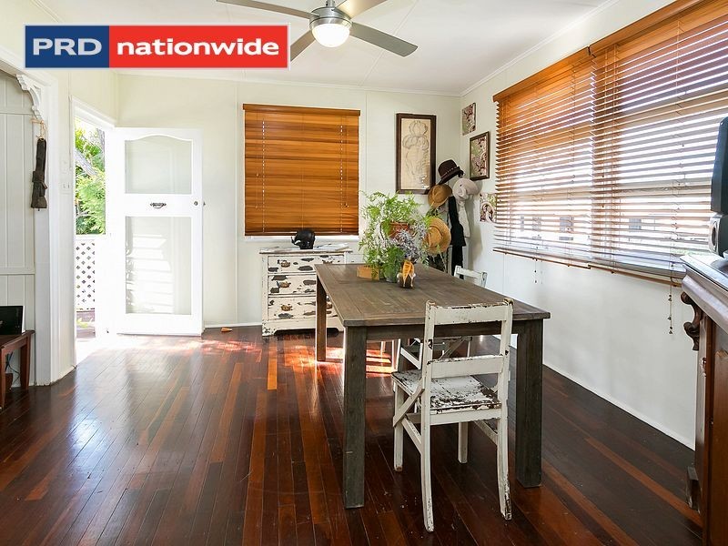 11 Barnstaple Street, Torquay QLD 4655