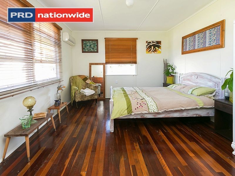 11 Barnstaple Street, Torquay QLD 4655