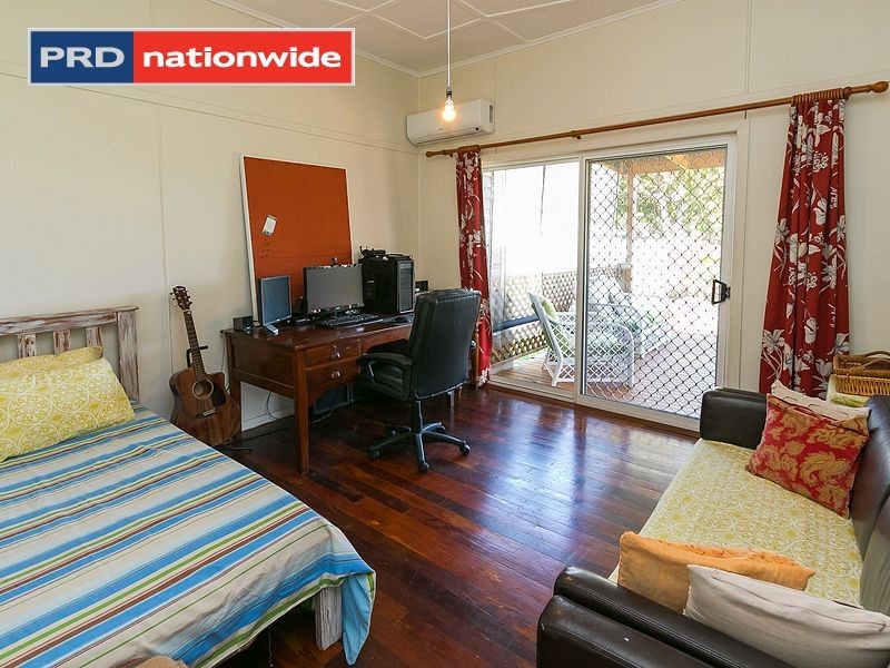 11 Barnstaple Street, Torquay QLD 4655