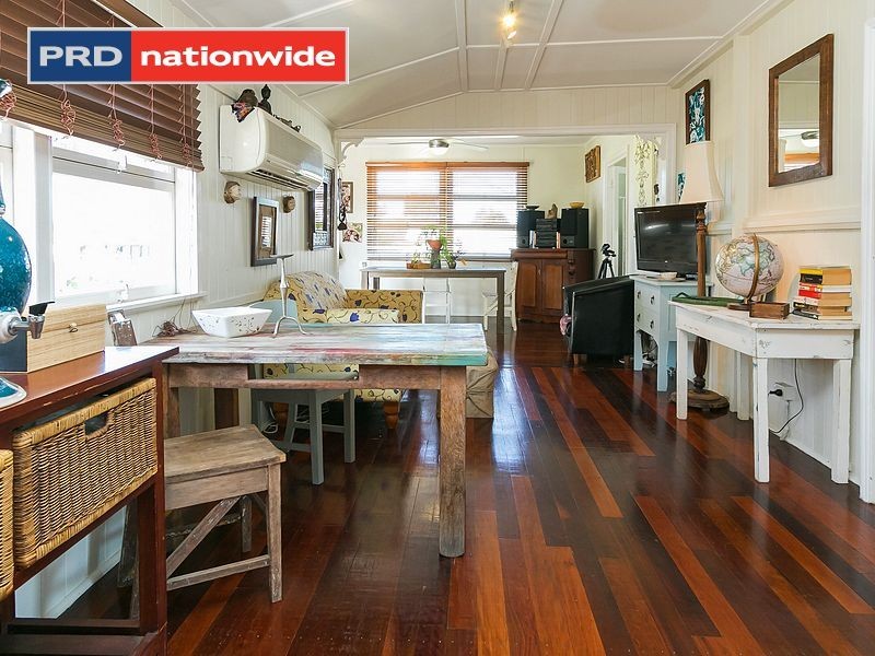 11 Barnstaple Street, Torquay QLD 4655