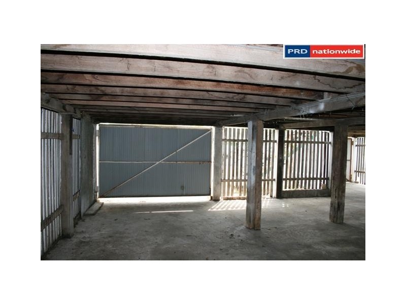 28 Elizabeth, Urangan QLD 4655