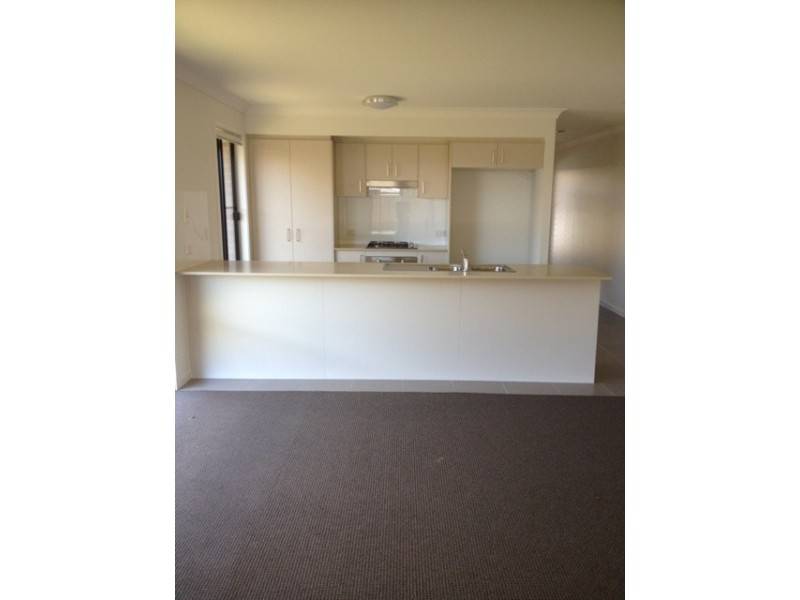 35 Oxley Circuit, Urraween QLD 4655