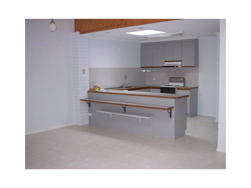 5/123 Freshwater St, Torquay QLD 4655