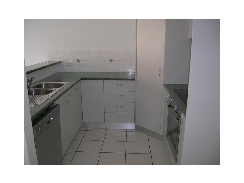 3/66 Winchelsea St, Pialba QLD 4655