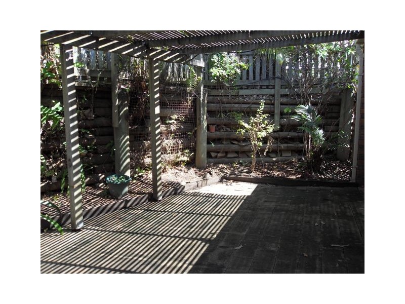 8/123 Freshwater St, Torquay QLD 4655