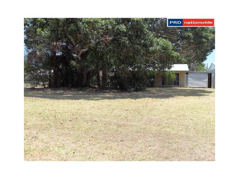 49 Hibiscus Street, Urangan QLD 4655