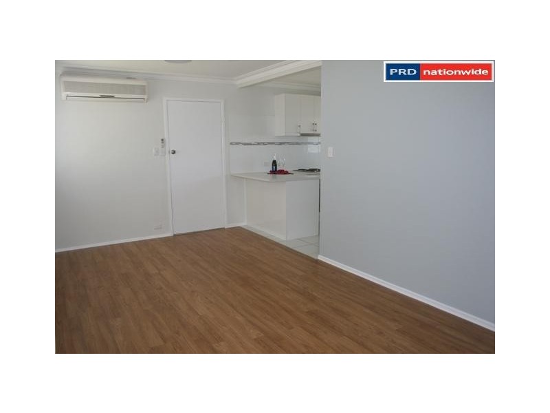 33 John Street, Scarness QLD 4655
